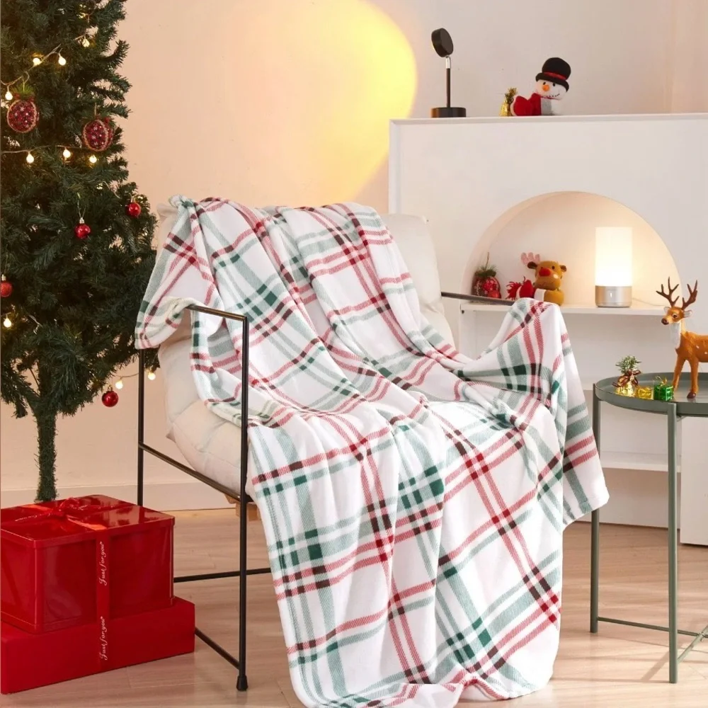 Holiday Time Christmas Plaid Plush Throw